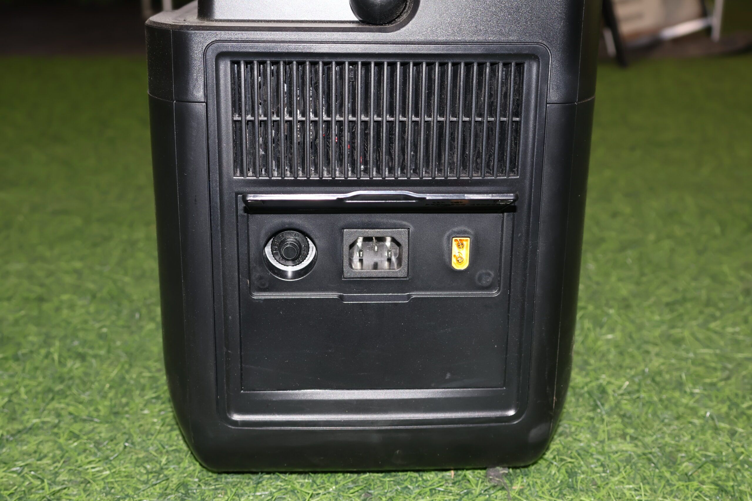AusTuff 1200 POWER STATION - 1075Wh / 25.6V 42Ah (equivalent to 12.8V 84Ah) - Image 5